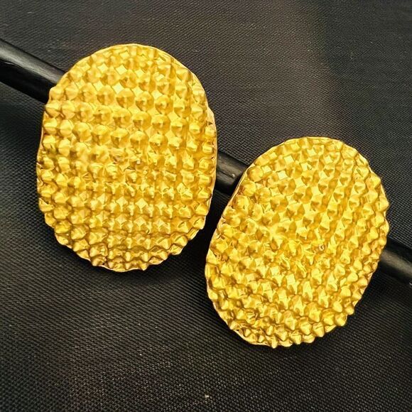Vintage Large Brutalist Modernist Micro Thorns Earrings Clip On Gold Spiky 1115 - Picture 4 of 9
